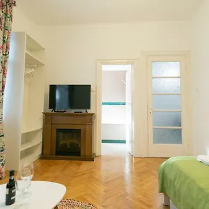 Bright In The Heart Of The With Netflix Appartamento Bucarest