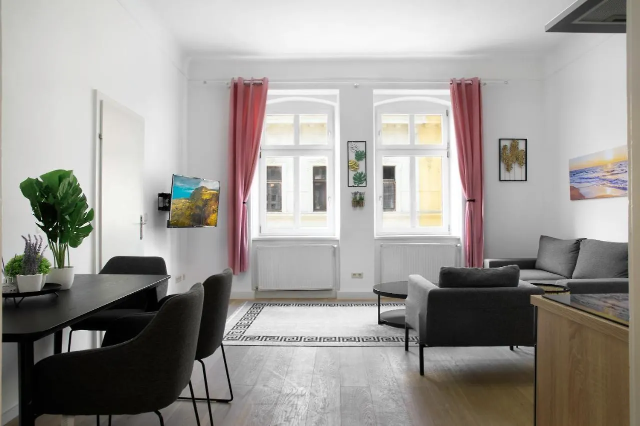 Royal Residences Vienna 0*,  Austria