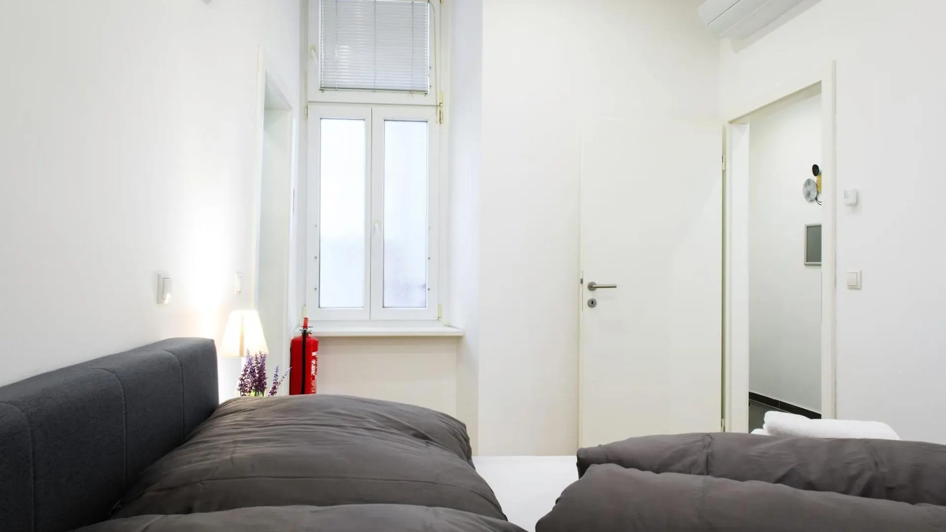Royal Residences Vienna Apartment
